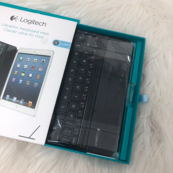 Logitech Ultrathin Keyboard Cover Case (Folio) for iPad mini 1/2/3 - Picture 4 of 4